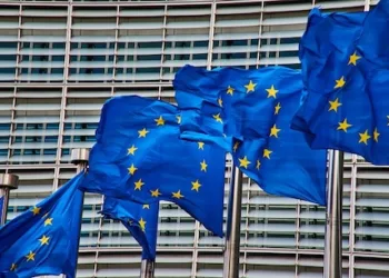 Europa saca a Belice de su lista de paraísos fiscales, pero mantiene a Panamá