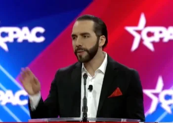 Bukele dice en Washington que pandillas fueron un gobierno paralelo en El Salvador