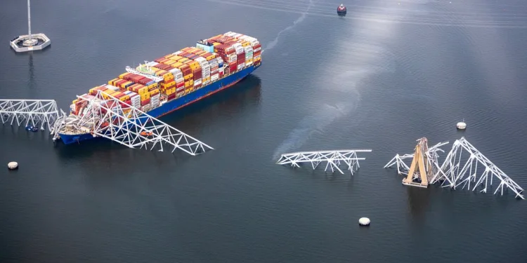 Dos guatemaltecos, un hondureño y un salvadoreño entre los desaparecidos en puente colapsado en Baltimore