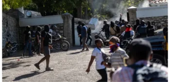 Prisioneros se fugan de prisión en Haití tras ataque de bandas armadas