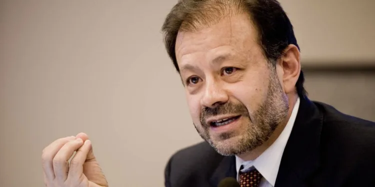 “Es indudable que Costa Rica es un éxito económico”, afirma catedrático de la Universidad de Columbia