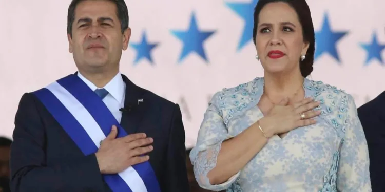 Sorpresa e incredulidad entre políticos hondureños por anuncio de esposa de JOH de aspiraciones presidenciales