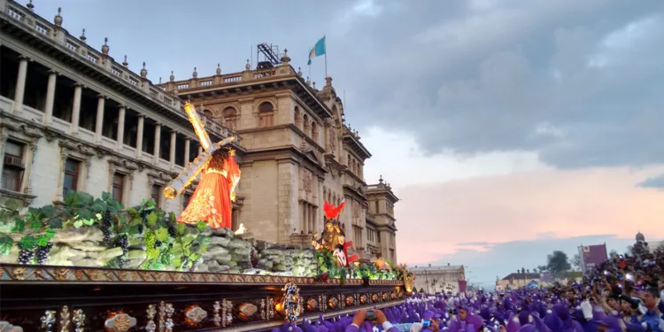Ciudad de Guatemala espera un millón de asistentes a procesiones durante Semana Santa