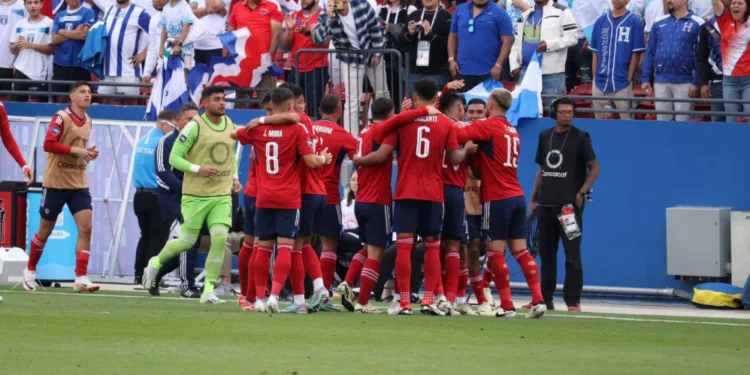 Costa Rica vence a Honduras y se va a la Copa América