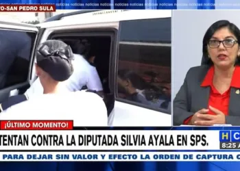 Atacan vehículo de diputada oficialista hondureña