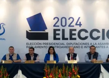 Oficialmente inician las elecciones municipales y al Parlacen en El Salvador