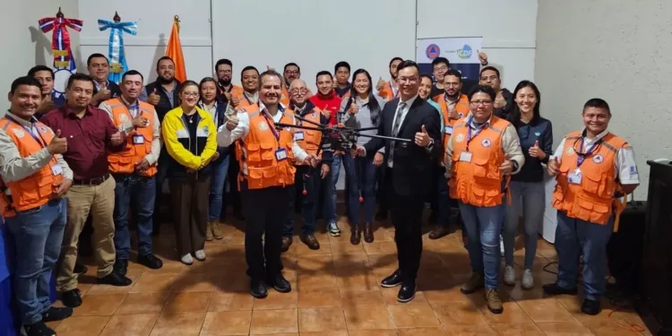 Taiwán ayuda a Guatemala a prevenir desastres con la ayuda de drones