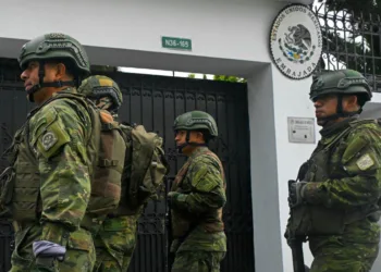 Costa Rica, Guatemala y Panamá rechazan asalto a embajada mexicana en Quito