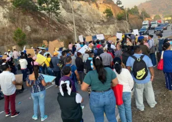 Caos vial en Tegucigalpa por protesta de pacientes con padecimientos renales crónicos
