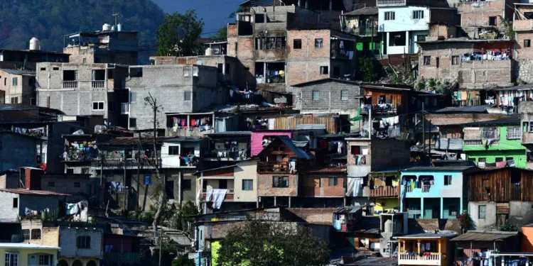 Más de 1.7 millones de hondureños cayeron en la pobreza en la última década