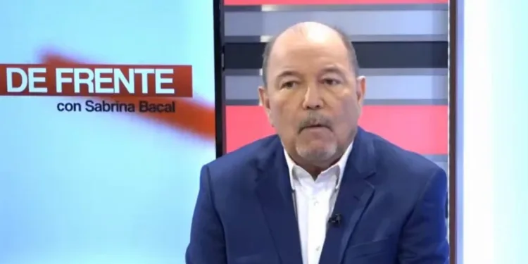 El popular Rubén Blades dice que si Mulino gana presidencia panameña será “títere del corrupto Martinelli”