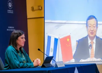 El Salvador y China inician las negociaciones para un tratado comercial