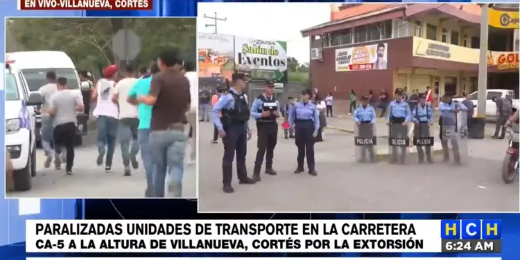 Transportistas hondureños bloquean carretera para denunciar múltiples extorsiones