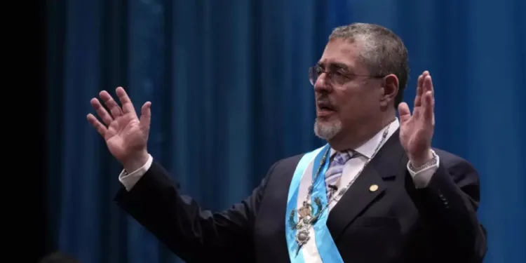 Arévalo llega a sus primeros 100 días ante la expectación de los guatemaltecos