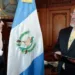 Presidente de Guatemala sale en defensa del procurador general tras señalamientos fiscales