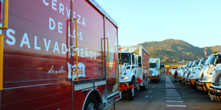 Industrias La Constancia invierte $10 millones en la más moderna flota de reparto en El Salvador