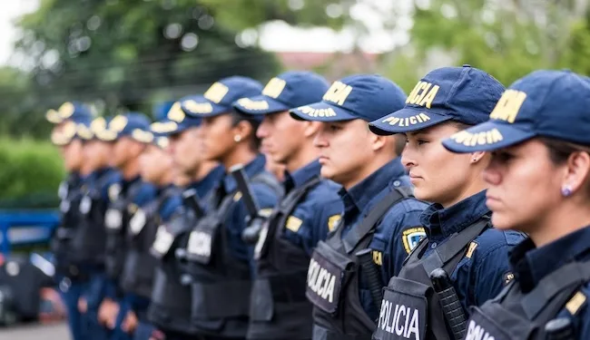 En total son 19.394 oficiales de diferentes divisiones de la Fuerza Pública los beneficiados.