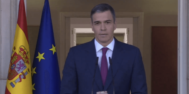 Pedro Sánchez se aferra al liderazgo: ¿comienza un nuevo momento político en España?