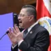 Estudio devela caída en popularidad del presidente de Costa Rica