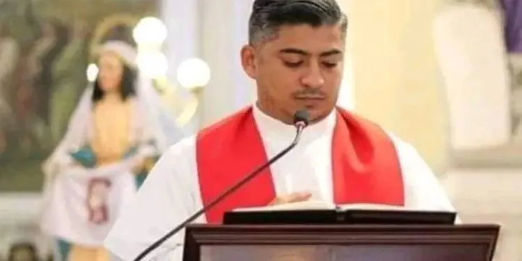Otro sacerdote se exilia de Nicaragua por persecución de la dictadura