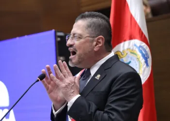 Costa Rica cae en clasificación mundial de libertad de prensa bajo gobierno de Chaves