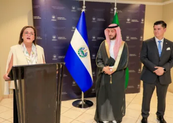 El Salvador abre embajada en Arabia Saudita y dice que le interesan socios “que trabajen con nosotros”