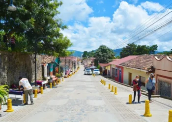 Honduras se queda con menos trabajadores por éxodo migratorio