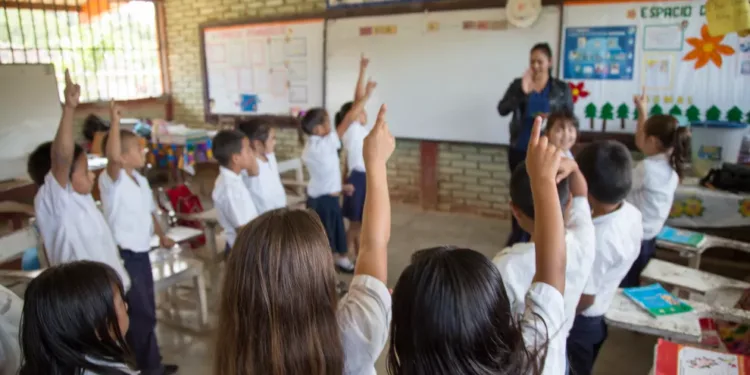 Presidenta suspende clases en Distrito Central de Honduras debido a la ola de calor y contaminación
