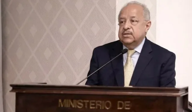 Diputados buscan interpelar al canciller