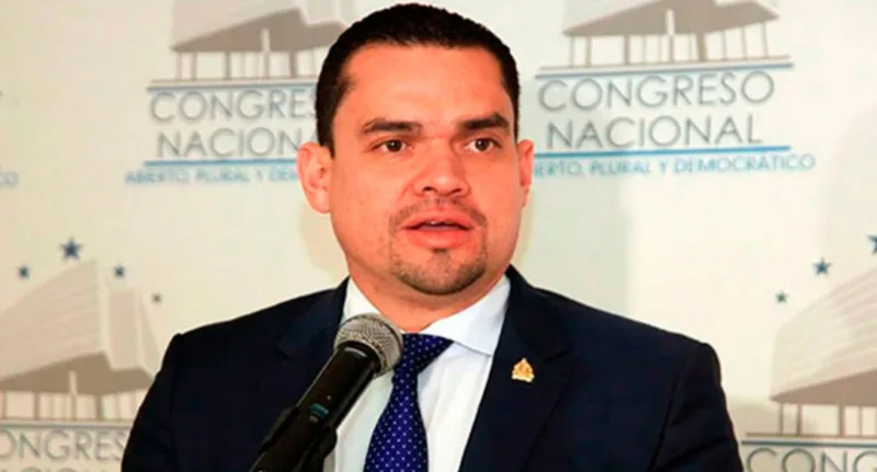 Diputado opositor dice que gobierno de Xiomara Castro busca imponer dictadura al estilo Venezuela