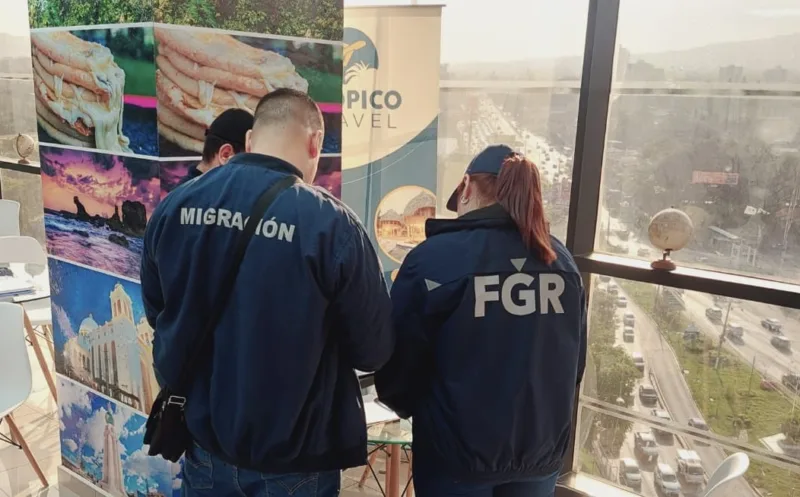 Fiscalía salvadoreña reporta el arresto de 4 colombianos acusados de estafar con falsos paquetes turísticos