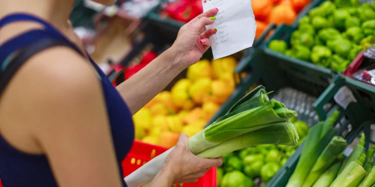 Situación económica es el principal problema de los salvadoreños, dice encuesta