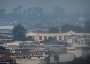Hay “peligro” en Guatemala debido a la mala calidad del aire, advierten autoridades