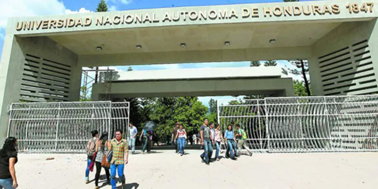 Universidad Nacional Autónoma de Honduras posterga inicio de clases por crisis ambiental