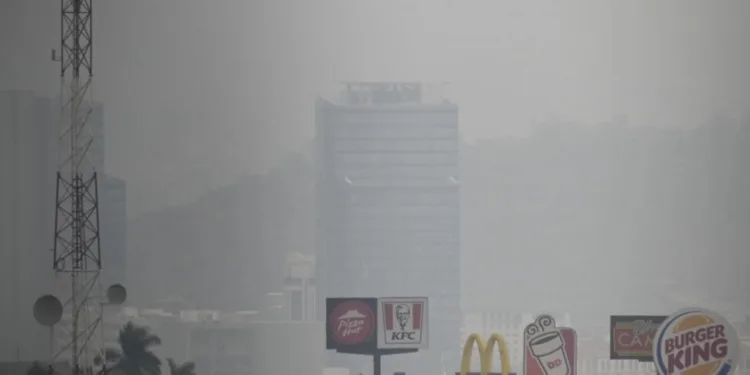 Próximo lunes se reanudan clases presenciales en Honduras a pesar de alta contaminación del aire