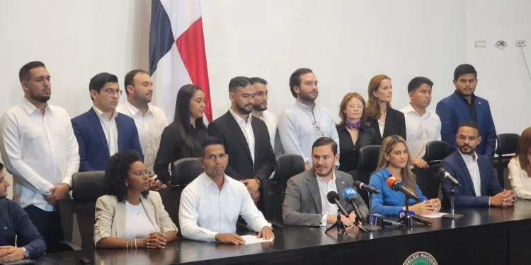 Diputados independientes electos en Panamá dicen que renunciarán a “privilegios” legislativos
