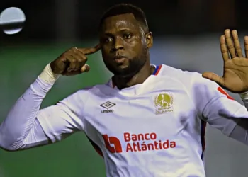 Olimpia vence 3-1 al Marathón en la ida de la final hondureña y acaricia el título