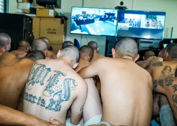 Fiscalía salvadoreña busca juzgar en un solo proceso a más de 1,700 pandilleros