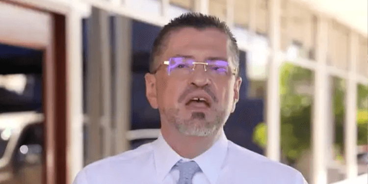 Presidente de Costa Rica enfrenta 40 investigaciones y 50 causas penales