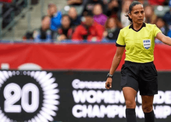 Una nicaragüense entre las ocho mujeres árbitras en la Copa América
