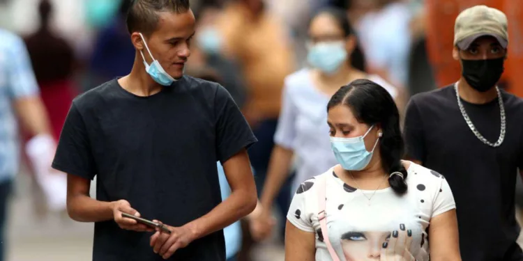 Recomiendan uso de mascarilla en Tegucigalpa