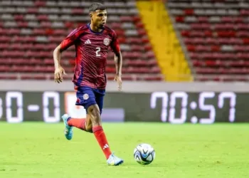 Costa Rica en modo pura vida le gana 3-0 a Granada