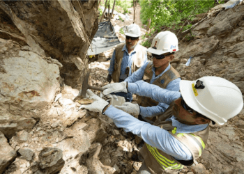 Dictadura de Nicaragua favorece a empresas chinas con concesiones mineras y castiga a compañías nacionales en el negocio del oro