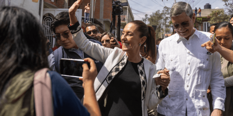 De AMLO a Claudia Sheinbaum: los mexicanos dan el poder a una mujer con el reto de mejorar la calidad democrática