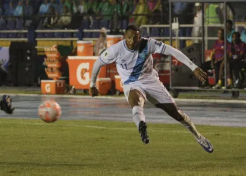 Guatemala y Nicaragua arrancan con goleadas sus eliminatorias mundialistas