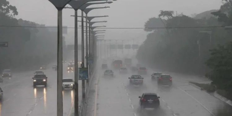 Probabilidades de lluvias y derrumbes advierten en El Salvador, Honduras y Guatemala