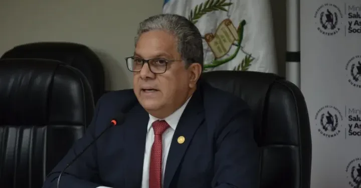 Ministro de Salud guatemalteco renuncia por “motivos personales”
