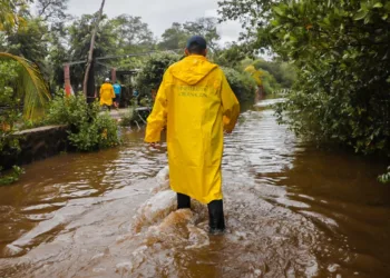 Más muertos, derrumbes e inundaciones por lluvias en Centroamérica