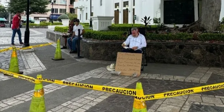 Alcalde de San Pedro Sula en huelga de hambre por “deuda del gobierno”