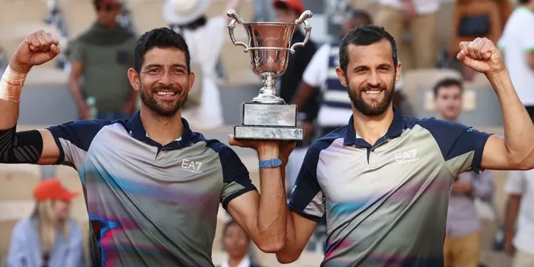 Tenista salvadoreño Marcelo Arévalo campeón en dobles en Roland Garros